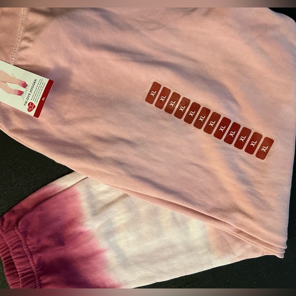 WILDFOX Olivia French Terry Tie Dye Joggers NWT - Picture 6 of 7
